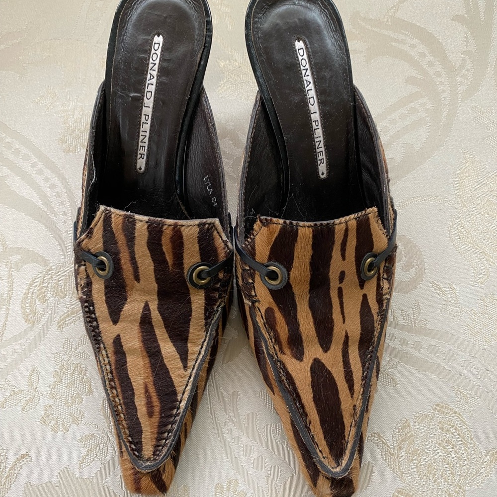 Donald J Pliner Panther Hair Calf Mules Size 5.5M